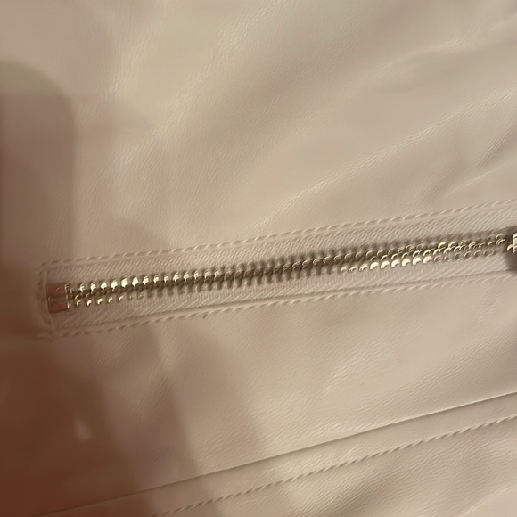 White leather jacket - Picture 3 of 5